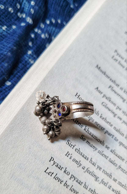 Side view of Kaushalya Ring (Laal) in pure silver with handcrafted detailing