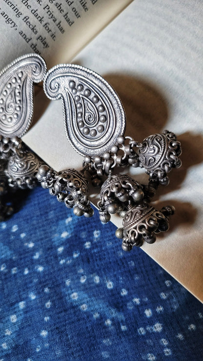 Side view of Jindan Vintage Jhumka in pure silver with vintage detailing