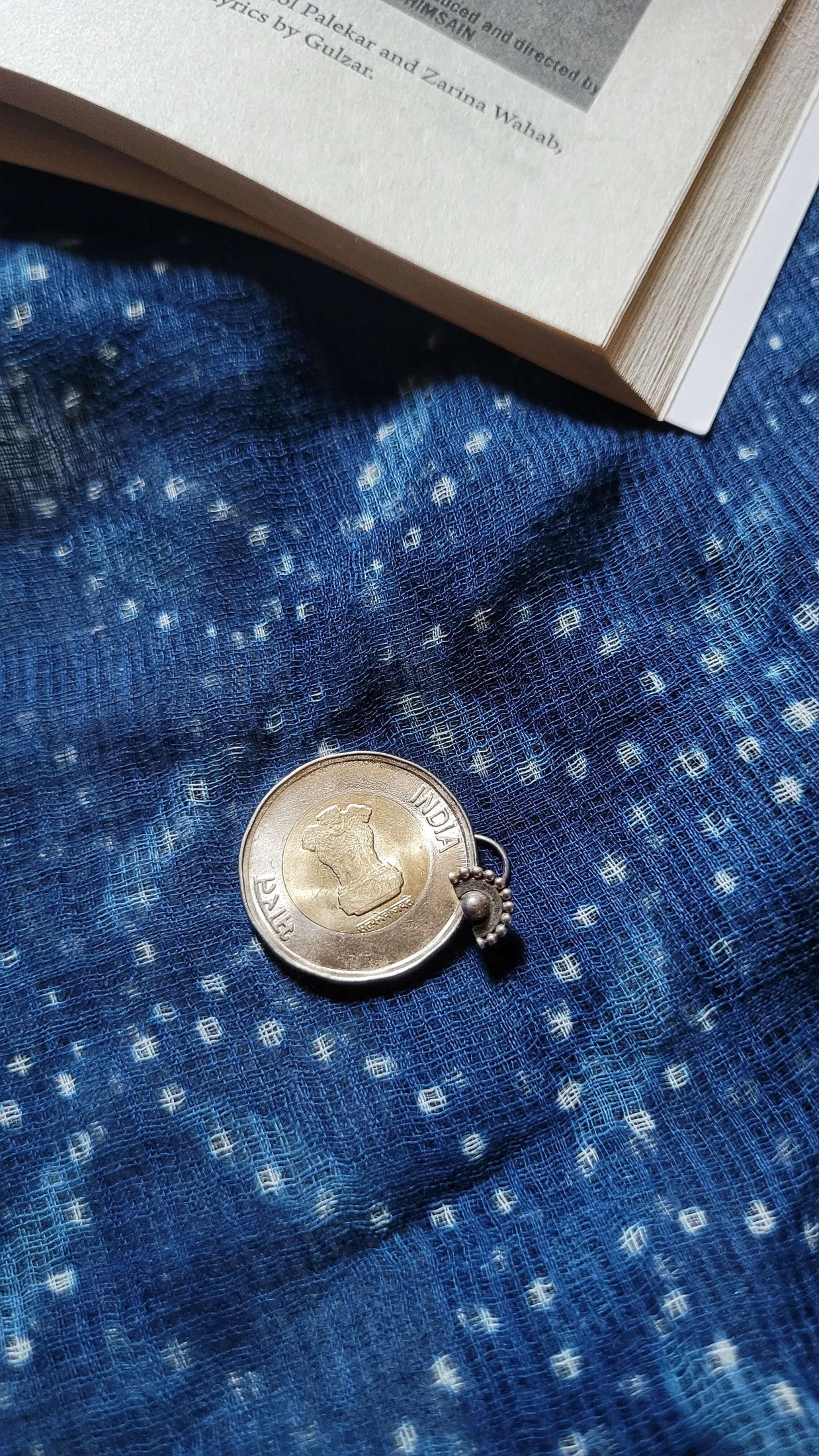 Aadha-Chaand Nose-Pin