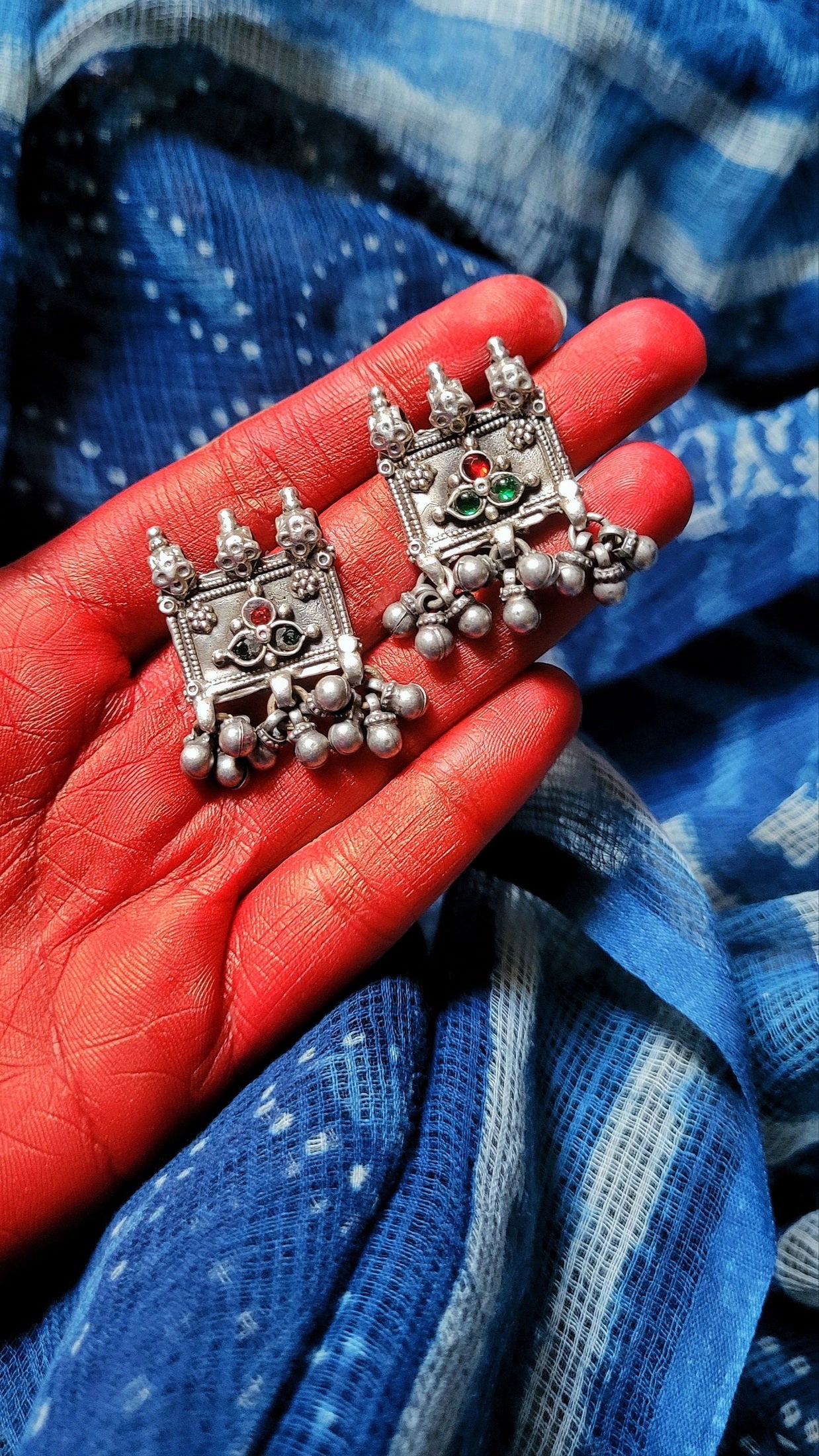 Aahana Earrings