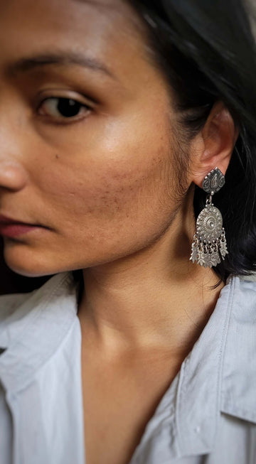Ahilya Earrings in pure silver with handcrafted detailing