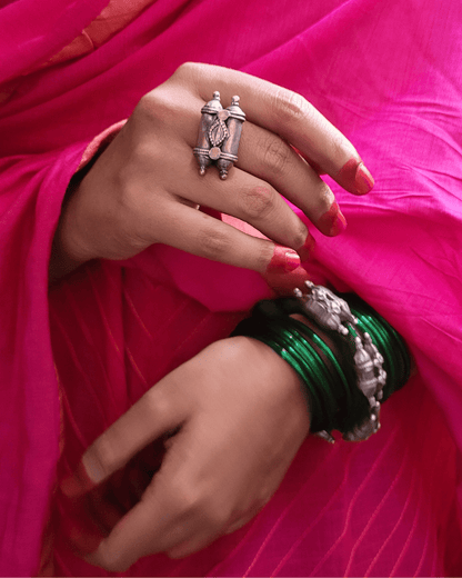 Side view of Aravind Vintage Ring in pure silver with vintage detailing