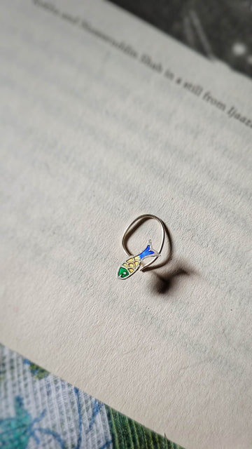 Ariel Nose-Pin in pure silver with handcrafted detailing