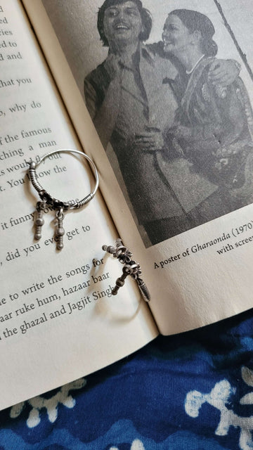 Beliya Vintage Hoops in pure silver with vintage detailing