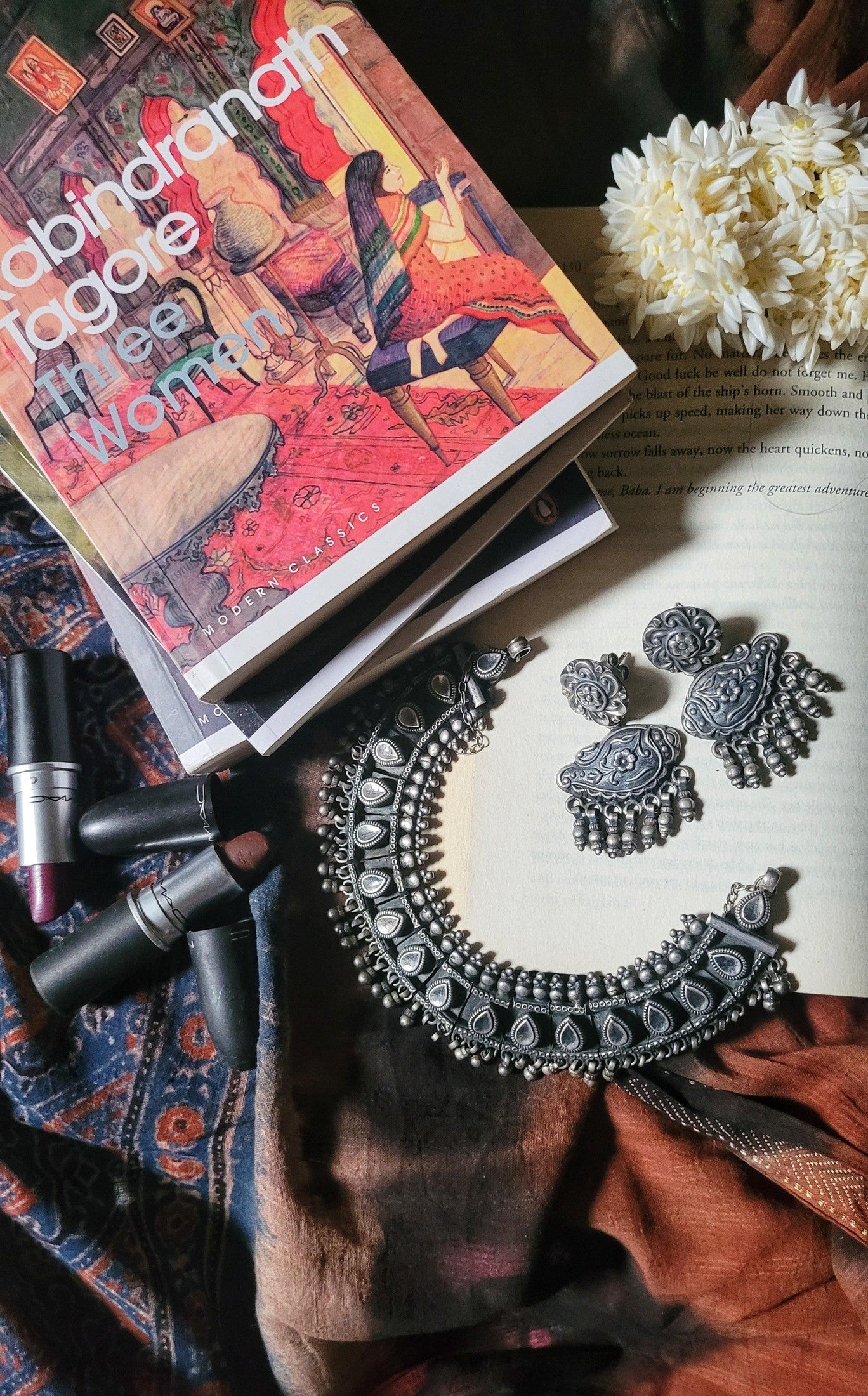 Side view of Deepanshi Earrings in pure silver with handcrafted detailing