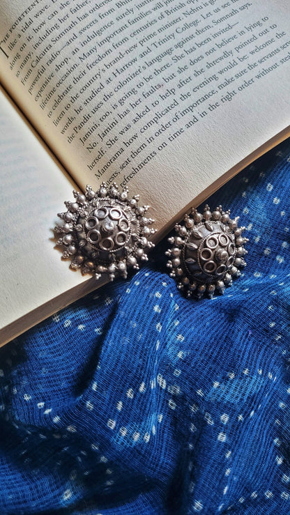 Side view of Gayatri Vintage Earrings in pure silver with vintage detailing