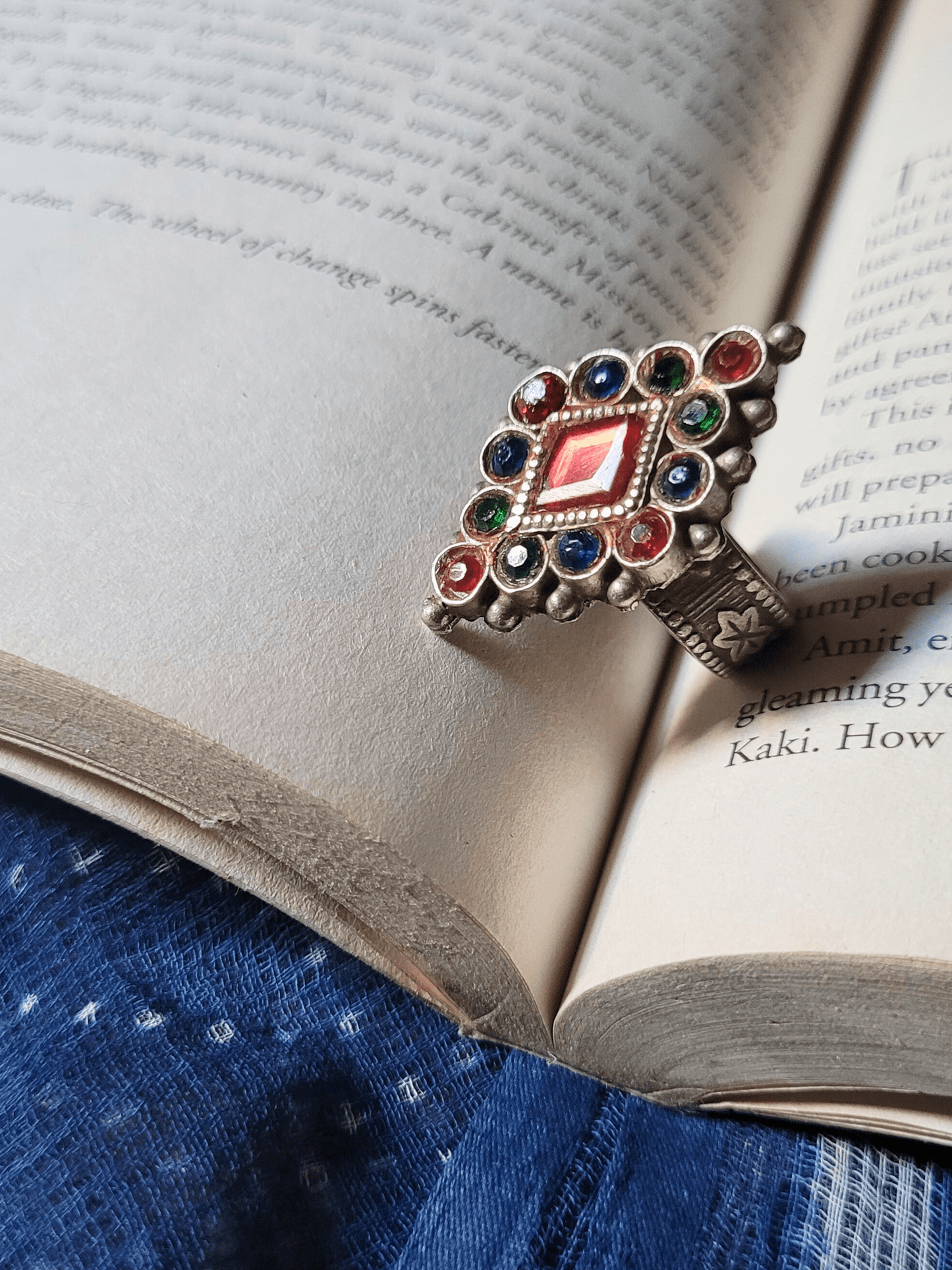 Gulaal Vintage Ring 
