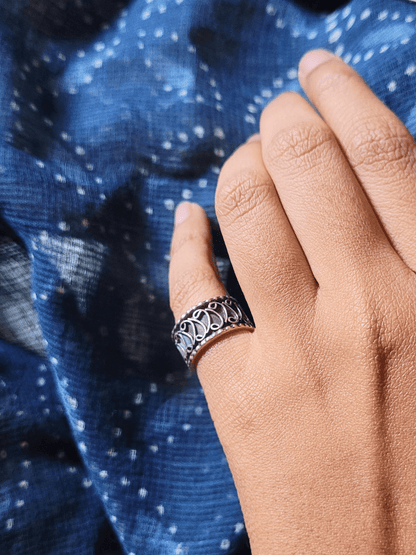 Side view of Icarus Midi Ring in pure silver with handcrafted detailing