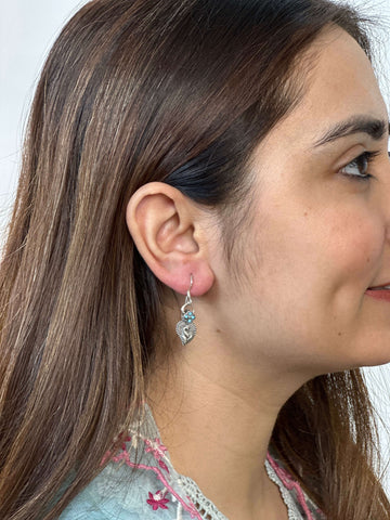 Maeri Earrings in pure silver with handcrafted detailing