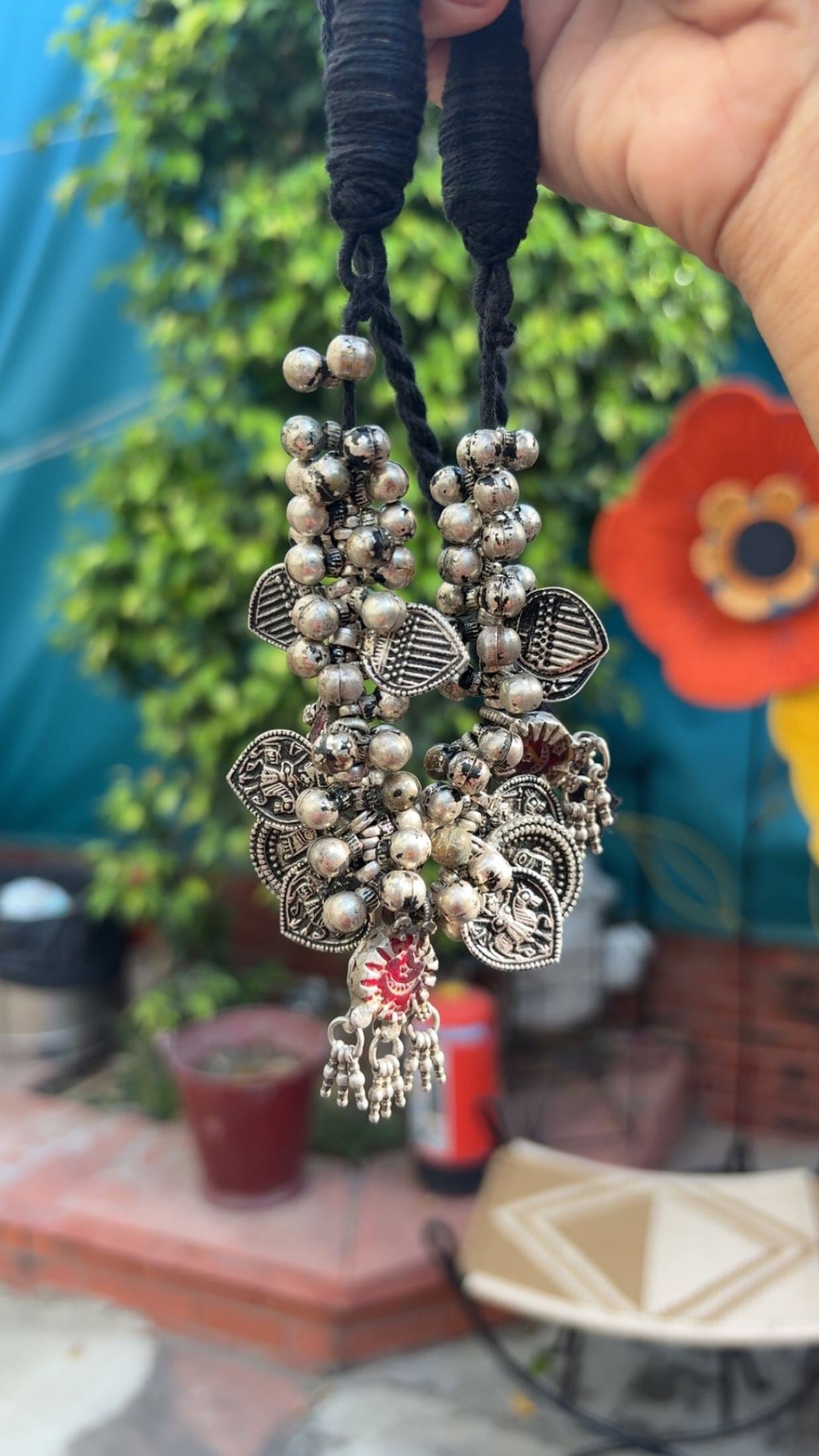 Side view of Maitreyi Vintage Necklace in pure silver with vintage detailing