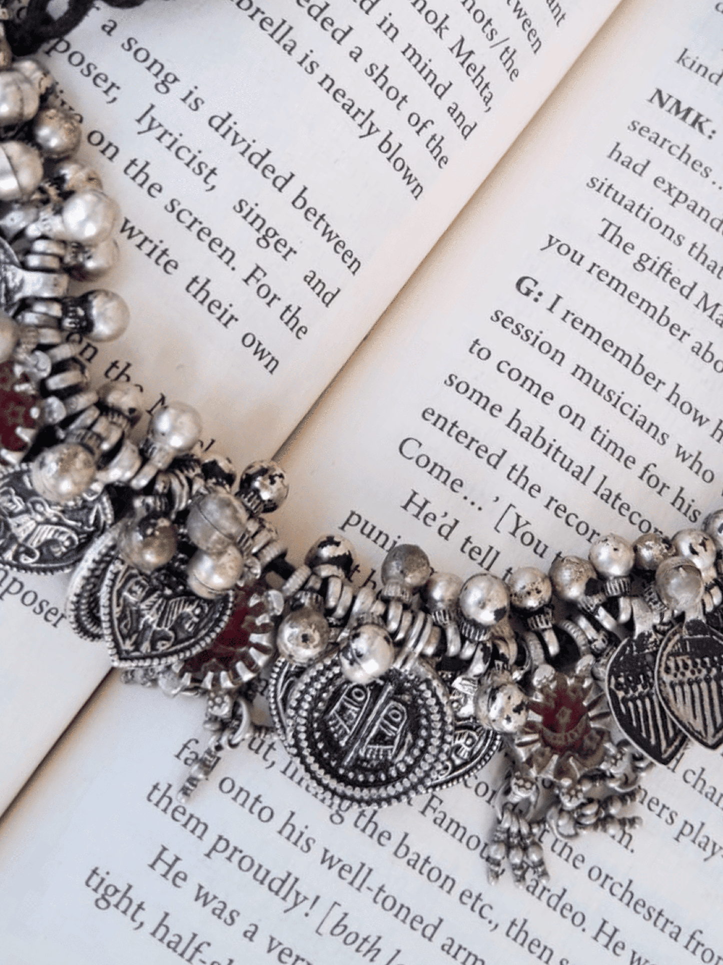 Maitreyi Vintage Necklace in pure silver with vintage detailing