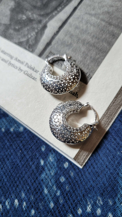 Marie Hoops in pure silver with handcrafted detailing
