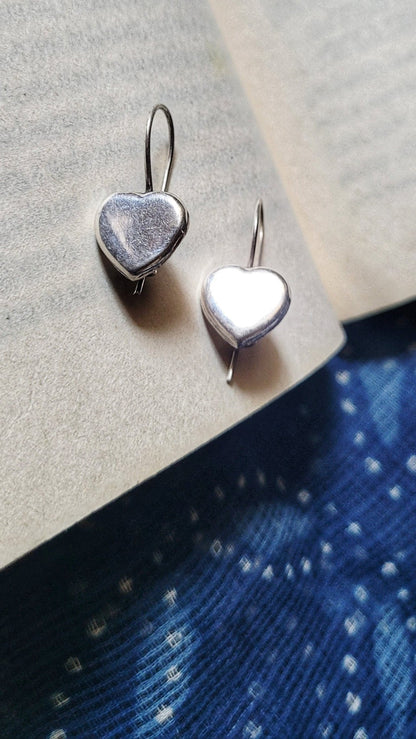 Side view of Mashooq Earrings in pure silver with handcrafted detailing