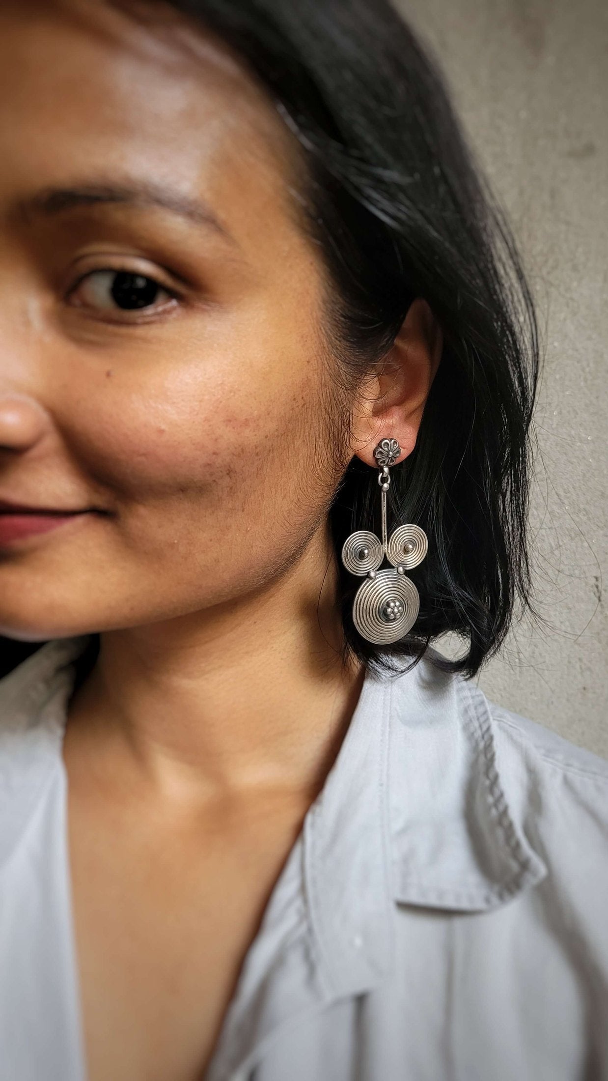 Mickey Earrings in pure silver with handcrafted detailing