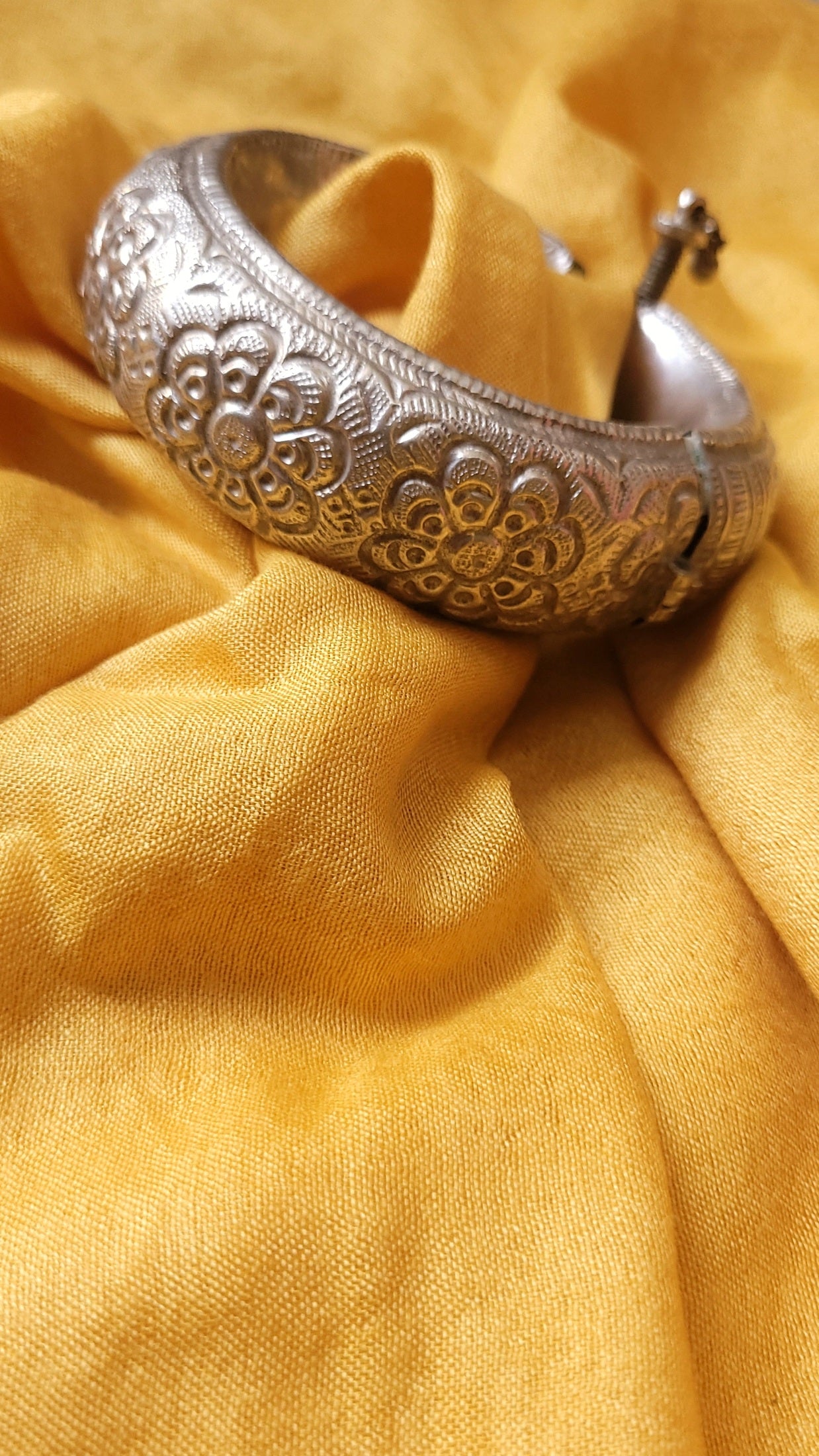 Prashasti Vintage Kada in pure silver with vintage detailing