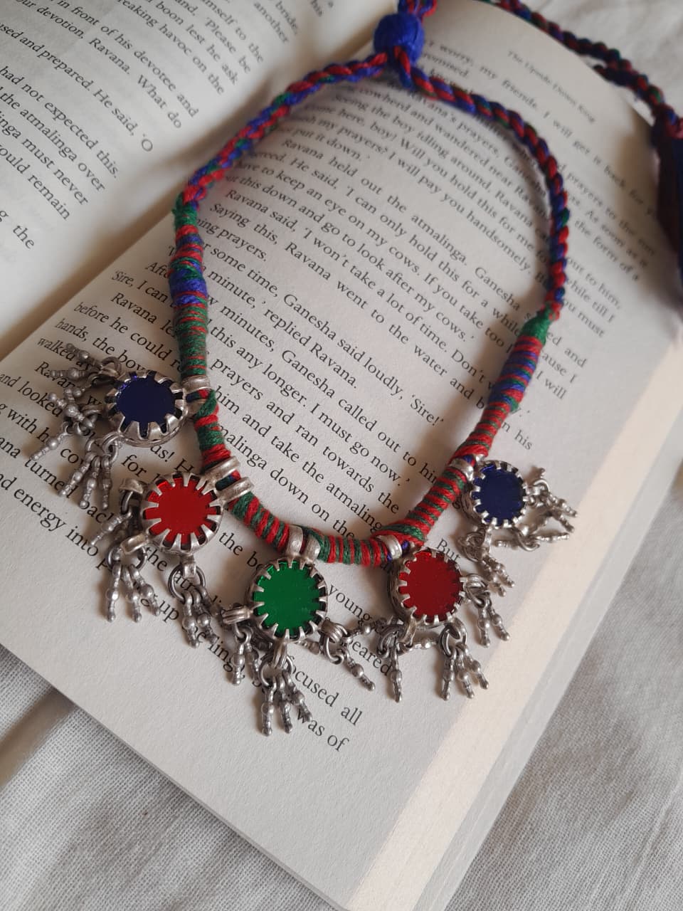Sadabahaar Jewelry authentic vintage silver Pujo multicolour glass stone necklace royal blue red green alternating strand heritage heirloom