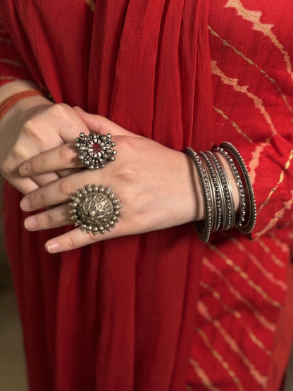 Side view of Ramya Vintage Ring in pure silver with vintage detailing