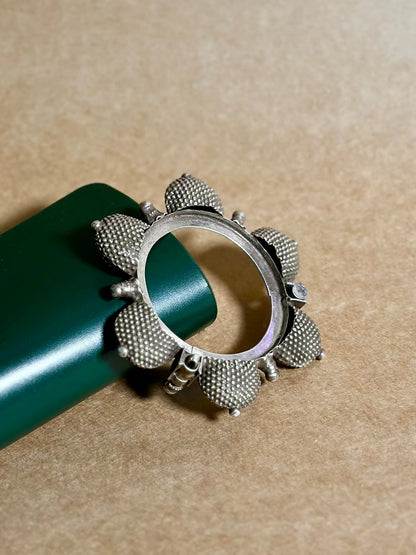 Side view of Rubaab Vintage Kada in pure silver with vintage detailing