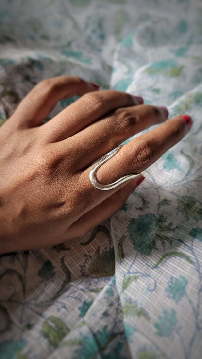 Sadabahaar Vanki Ring in pure silver with handcrafted detailing