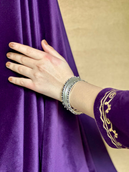 Side view of Sajja Bangles in pure silver with handcrafted detailing