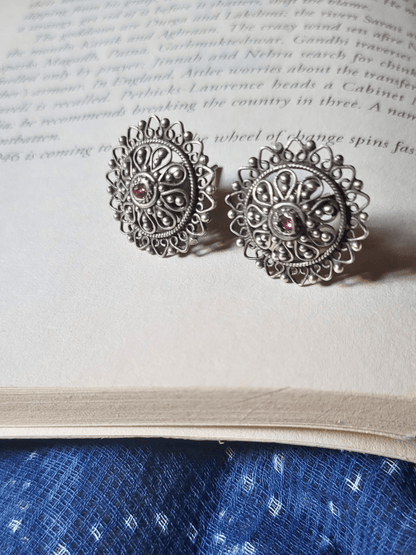 Side view of Saloni Studs in pure silver with handcrafted detailing