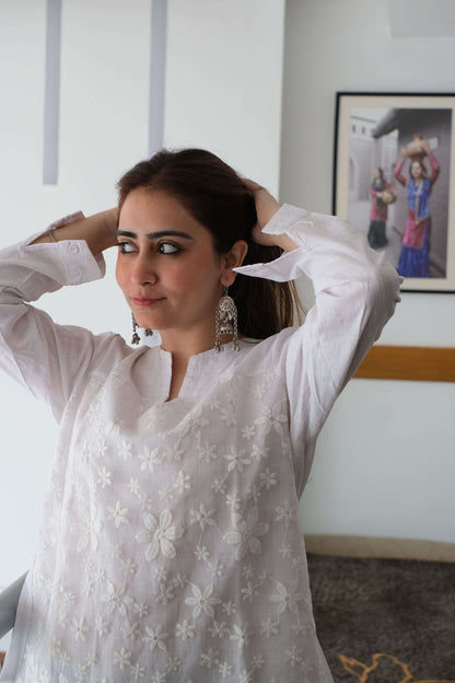 Side view of Shashi Vintage Jhumka in pure silver with vintage detailing