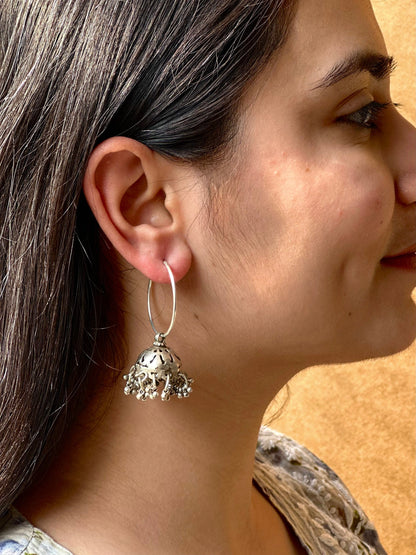 Sohni Hoops in pure silver with handcrafted detailing