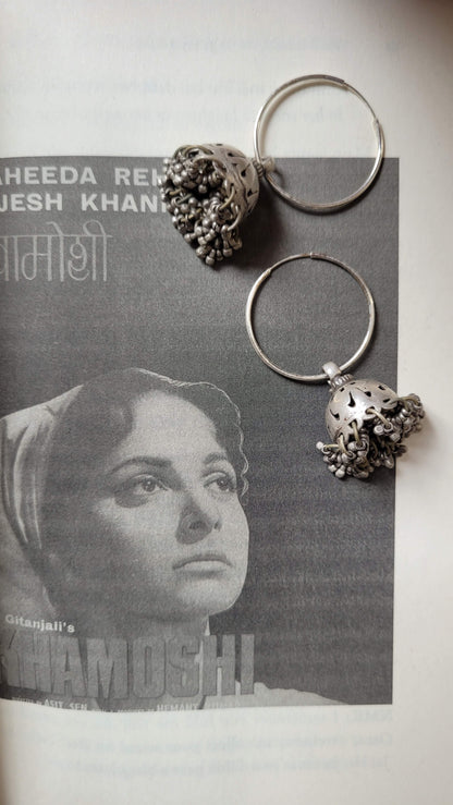 Side view of Sohni Hoops in pure silver with handcrafted detailing