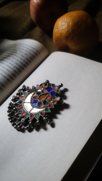 Surmaya Pendant in pure silver with handcrafted detailing