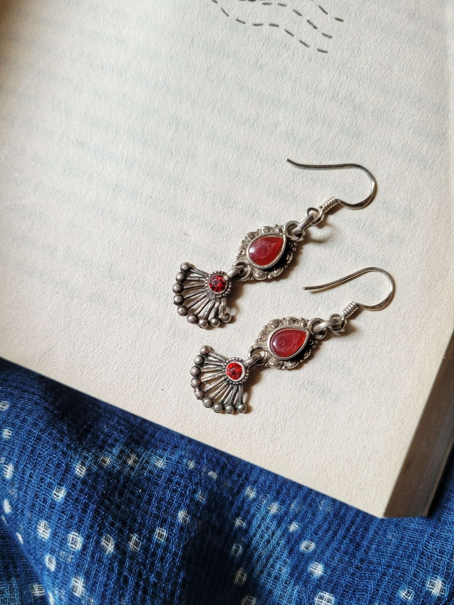 Uchiwa Vintage Earrings