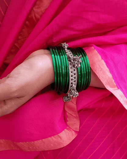 Side view of Ulupi Vintage Kada in pure silver with vintage detailing