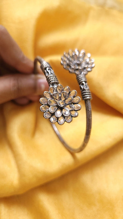 Side view of Victoria Kada in pure silver with handcrafted detailing