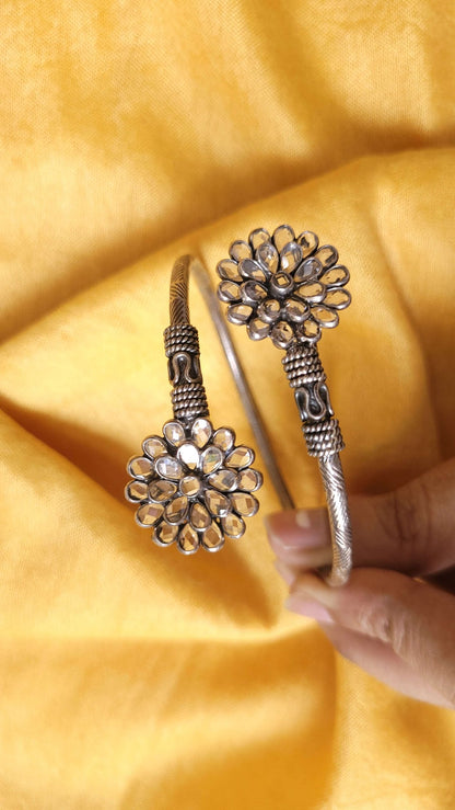 Side view of Victoria Kada in pure silver with handcrafted detailing