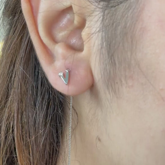 Sadabahaar Jewelry 92.5 hallmark silver sui dhaaga V dangler white rhinestone mini flower minimalist daily wear office earrings