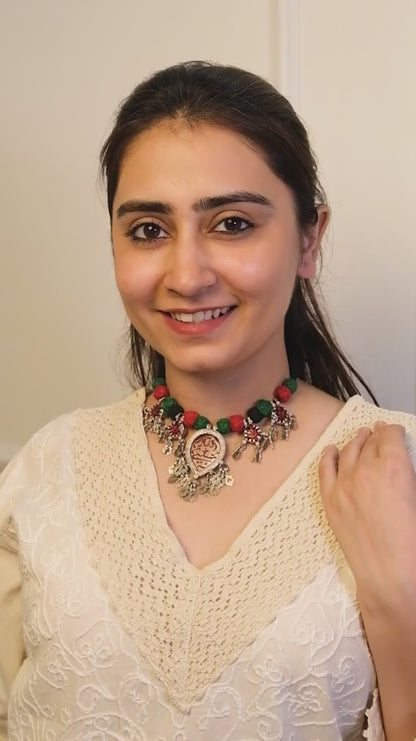 Saaki Vintage Necklace