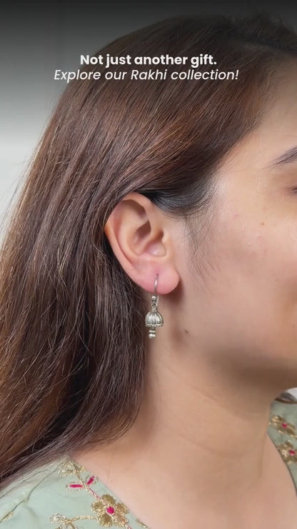 Shayari Jhumka