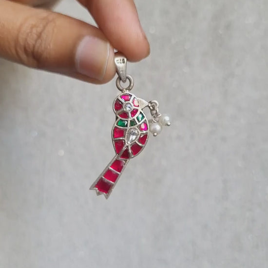 Chidiya Chugg Gayi Khet Pendant