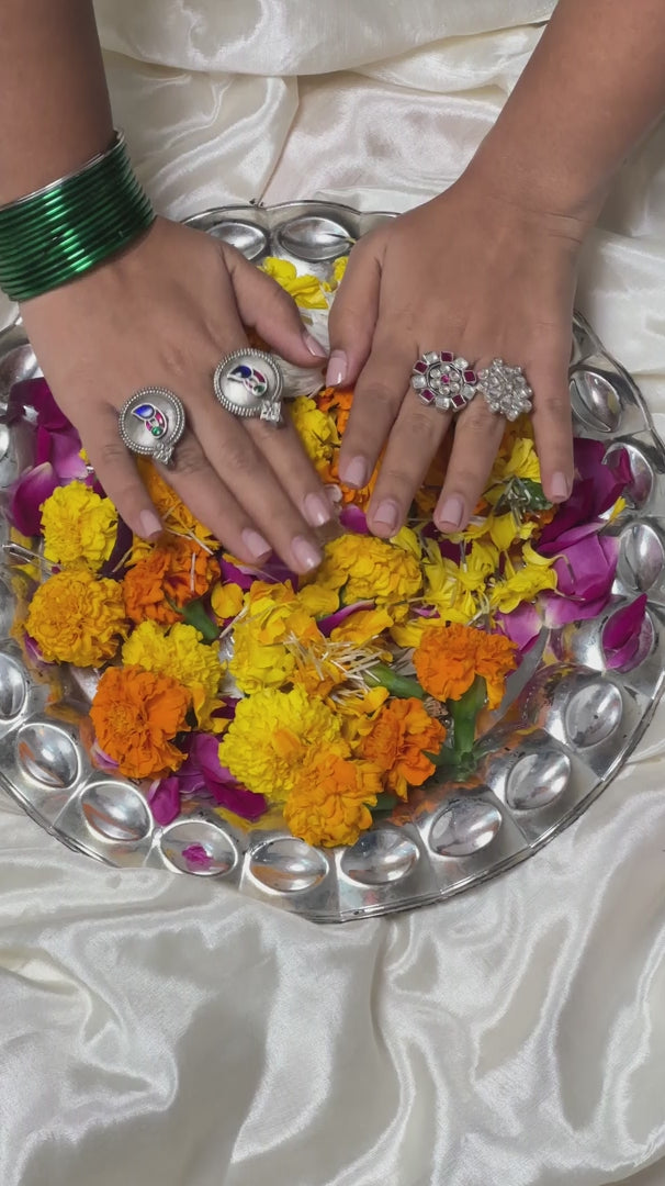 Pure silver kundan rings at Sadabahaar Jewelry.